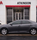 toyota camry 2012 gray sedan se 4 cylinders automatic with overdrive 77802