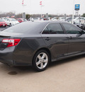 toyota camry 2012 gray sedan se 4 cylinders automatic with overdrive 77802