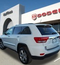 jeep grand cherokee 2013 white suv overland gasoline 6 cylinders 2 wheel drive automatic 75067