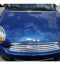 mini cooper 2012 blue hatchback gasoline 4 cylinders front wheel drive 6 speed manual 78729