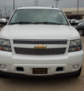 chevrolet suburban 2008 white suv lt 1500 8 cylinders automatic 77074