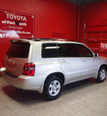 toyota highlander 2007 silver suv gasoline 4 cylinders front wheel drive automatic 76116