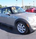 mini cooper 2007 off white hatchback s gasoline 4 cylinders front wheel drive automatic 32401