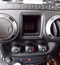 jeep wrangler 2013 suv gasoline 6 cylinders 4 wheel drive not specified 60915