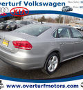 volkswagen passat 2013 silver sedan se gasoline 5 cylinders front wheel drive not specified 99336