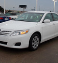 toyota camry 2011 white sedan le gasoline 4 cylinders front wheel drive shiftable automatic 77074