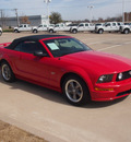 ford mustang 2005 red gt deluxe gasoline 8 cylinders rear wheel drive automatic 76108