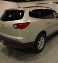 chevrolet traverse 2009 silver suv lt gasoline 6 cylinders front wheel drive automatic 75219