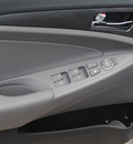 hyundai sonata 2013 silver sedan se gasoline 4 cylinders front wheel drive automatic 75070