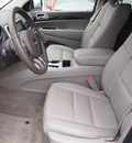 jeep grand cherokee 2012 silver suv laredo gasoline 6 cylinders 2 wheel drive automatic with overdrive 77802