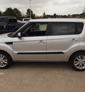 kia soul 2013 bright silver wagon gasoline 4 cylinders front wheel drive 6 speed automatic 77375