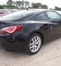 hyundai genesis coupe 2013 black coupe 2 0t gasoline 4 cylinders rear wheel drive autostick 77065