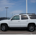 chevrolet tahoe 2003 white suv z71 flex fuel 8 cylinders 4 wheel drive automatic 78611