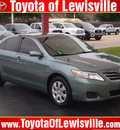 toyota camry 2011 green sedan le gasoline 4 cylinders front wheel drive automatic 75067