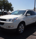 chevrolet traverse 2012 white lt gasoline 6 cylinders front wheel drive automatic 75075