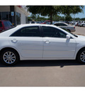 toyota camry 2011 white sedan xle v6 gasoline 6 cylinders front wheel drive automatic 76053
