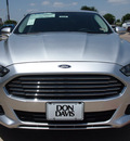 ford fusion 2013 silver sedan se gasoline 4 cylinders front wheel drive automatic 76011