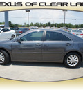 toyota camry 2011 gray sedan xle gasoline 4 cylinders front wheel drive automatic 77546