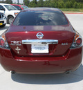 nissan altima 2010 dk  red sedan 2 5 s 4 cylinders cont  variable trans  75901
