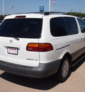 toyota sienna 2000 white van le gasoline 6 cylinders front wheel drive automatic with overdrive 77802