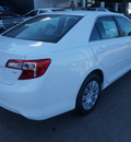 toyota camry 2013 white sedan le gasoline 4 cylinders front wheel drive 6 speed automatic 76053