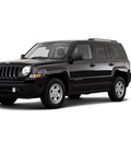 jeep patriot 2011 suv gasoline 4 cylinders 2 wheel drive not specified 79407