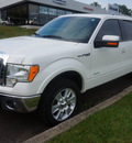 ford f 150 2011 white lariat gasoline 6 cylinders 4 wheel drive automatic 08812
