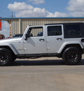 jeep wrangler unlimited 2008 silver suv sahara gasoline 6 cylinders 4 wheel drive automatic 79110