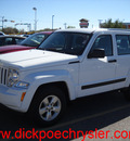jeep liberty 2012 white suv sport gasoline 6 cylinders 2 wheel drive automatic 79925