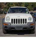 jeep liberty 2002 white suv sport flex fuel v6 4 wheel drive automatic 08812