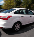 ford focus 2014 white sedan s flex fuel 4 cylinders front wheel drive automatic 32401