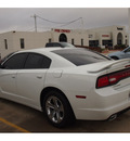 dodge charger 2011 white sedan se gasoline 6 cylinders rear wheel drive automatic 77375