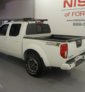 nissan frontier 2014 white pro 4x gasoline 6 cylinders 4 wheel drive automatic with overdrive 76116