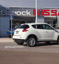nissan juke 2011 white sv gasoline 4 cylinders front wheel drive automatic 79119