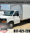 chevrolet express cutaway 2014 white 3500 v8 automatic 76051