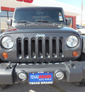 jeep wrangler 2010 gray suv sport 6 cylinders automatic 79936