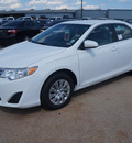 toyota camry 2014 white sedan le gasoline 4 cylinders front wheel drive 6 speed automatic 76053