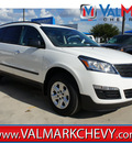 chevrolet traverse 2015 white suv ls gasoline 6 cylinders front wheel drive 6 speed automatic 78130