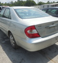 toyota camry le xle se