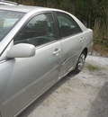 toyota camry le xle se