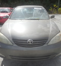 toyota camry le xle se