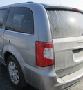 chrysler town   country touring
