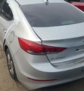 hyundai elantra 2l