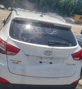 hyundai tucson 2 4l