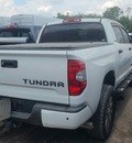 toyota tundra 5 7l